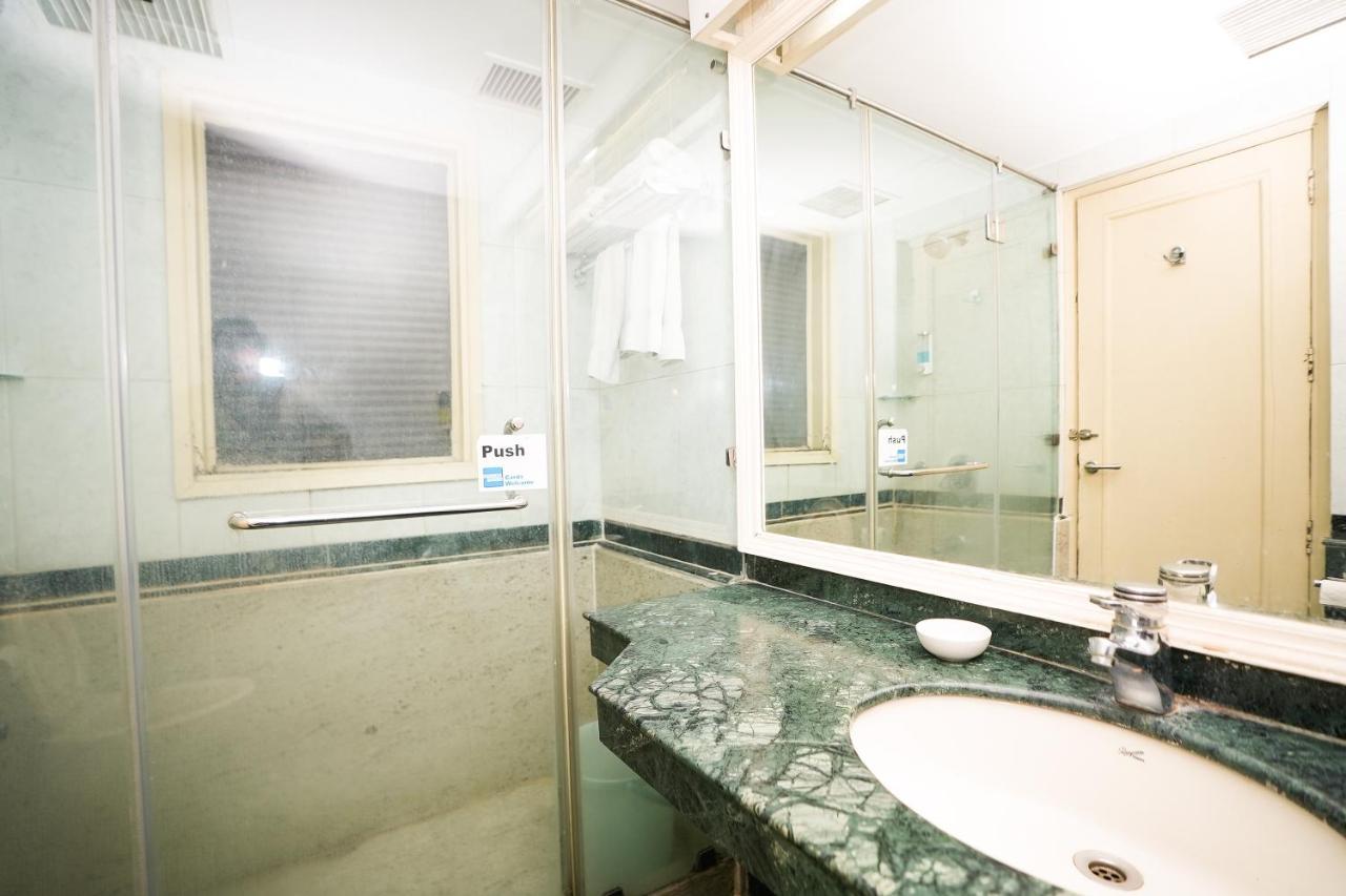 Stay Well Hotels & Homes Gurgaon Luaran gambar